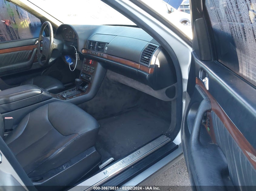 1995 Mercedes-Benz S 420 VIN: WDBGA43EXSA214824 Lot: 38675831