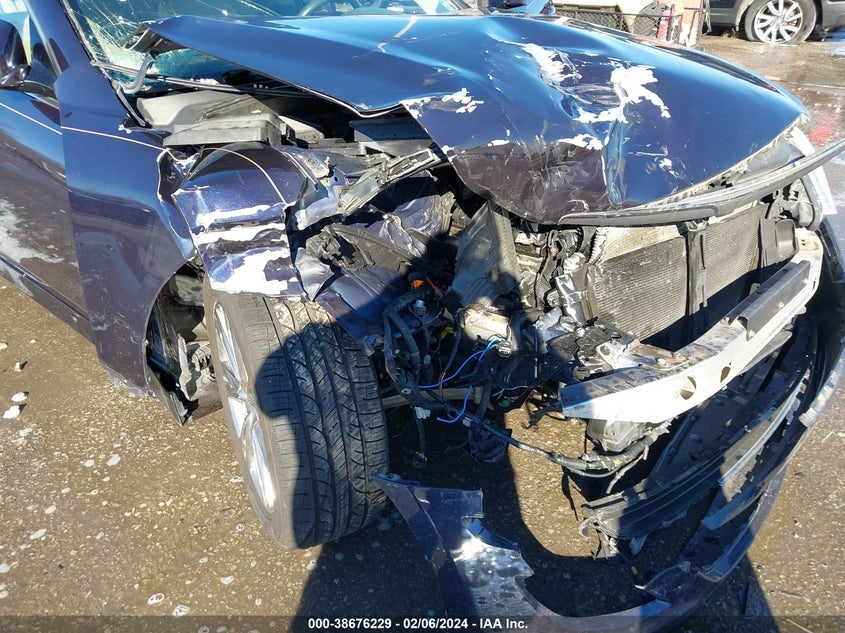 2013 HYUNDAI GENESIS 3.8L - KMHGC4DD0DU227841