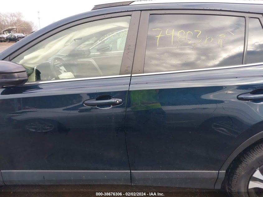 2018 TOYOTA RAV4 LE - JTMZFREV7JD129328