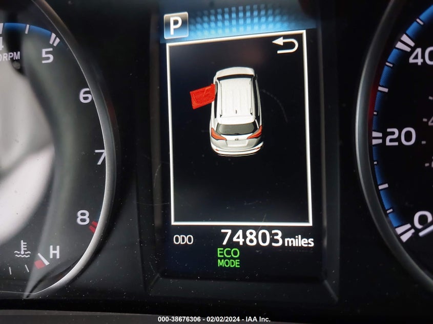 2018 TOYOTA RAV4 LE - JTMZFREV7JD129328