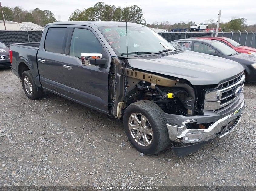 FORD F-150 LARIAT 2023