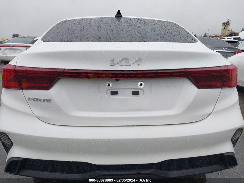 VIN 3KPF24AD3PE674125 2023 KIA FORTE LXS
