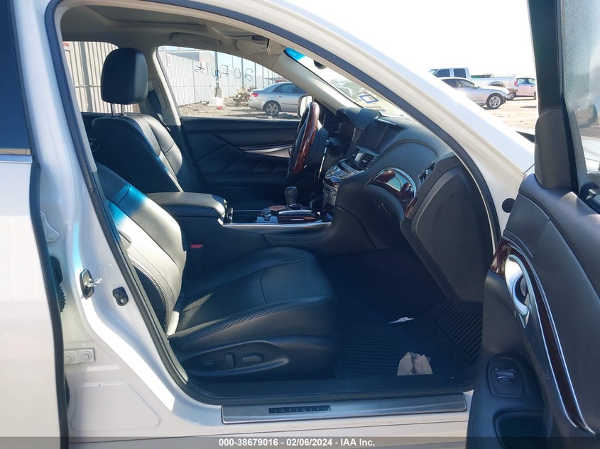 2018 INFINITI Q70L 3.7 LUXE JN1BY1PP9JM330016