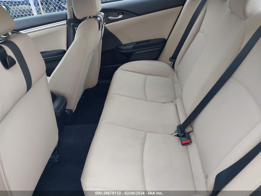 VIN 2HGFC2F52JH507383 2018 HONDA CIVIC LX