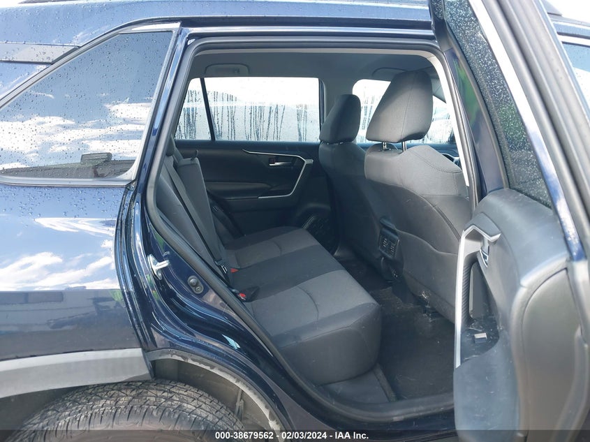 VIN 2T3W1RFV3MC087670 2021 TOYOTA RAV4 XLE/XLE PREMIUM