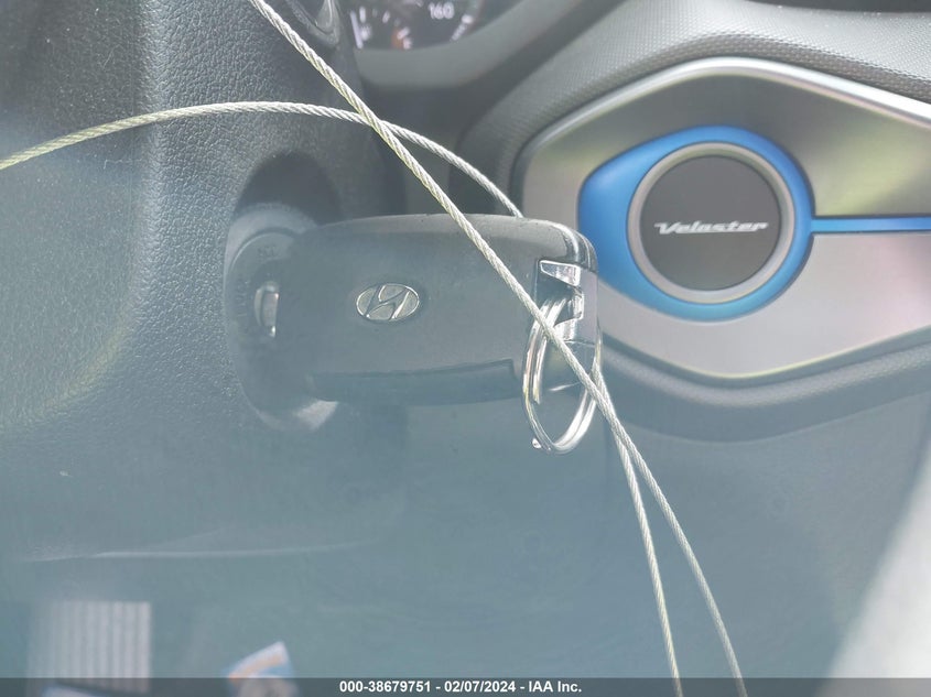 VIN KMHTG6AF6KU004916 2019 HYUNDAI VELOSTER 2.0