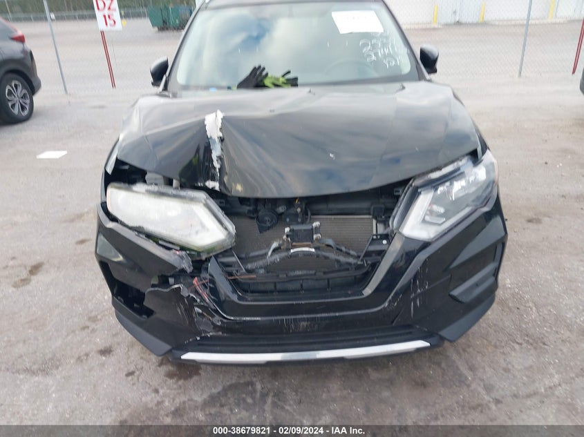 VIN KNMAT2MT3JP572538 2018 NISSAN ROGUE S/SV