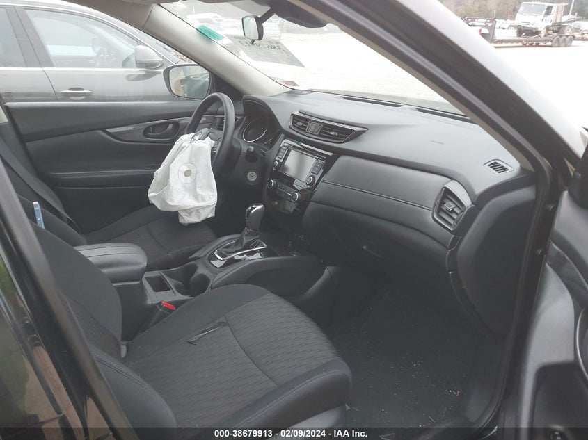 VIN 5N1AT2MV2KC805413 2019 NISSAN ROGUE S/SL/SV