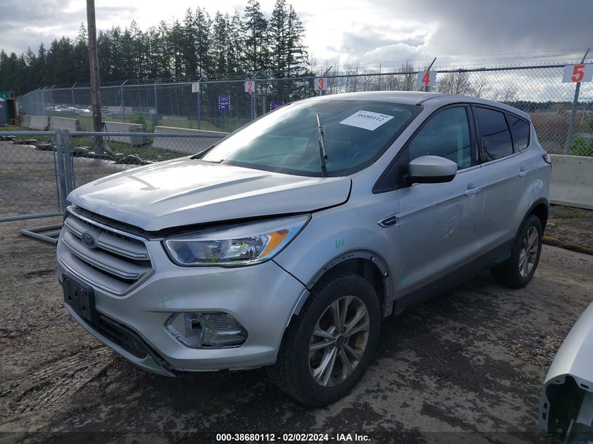 VIN 1FMCU9G93HUB08381 2017 FORD ESCAPE SE