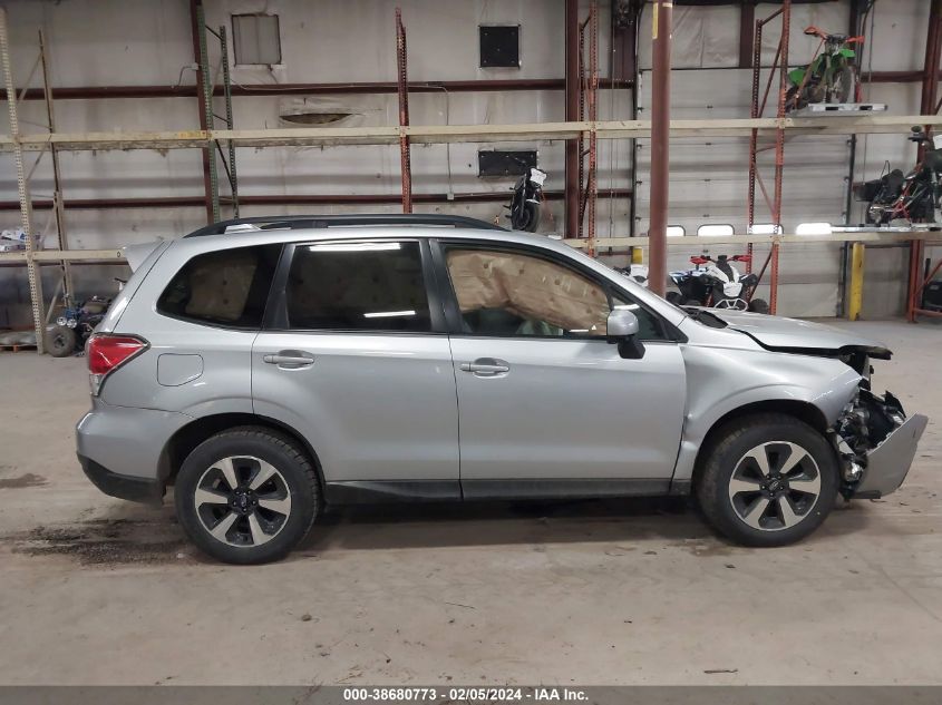 2017 Subaru Forester 2.5I Premium VIN: JF2SJAGC4HH803193 Lot: 38680773