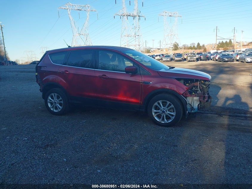 FORD ESCAPE SE 2019