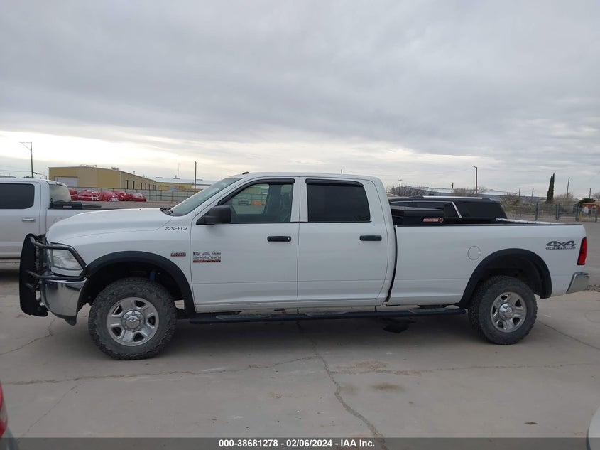 2018 RAM 2500 TRADESMAN  4X4 8' BOX - 3C6UR5HJ8JG388293