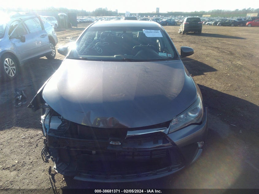2017 TOYOTA CAMRY SE - 4T1BF1FK4HU364461