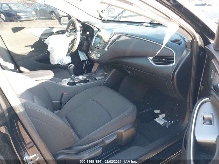 2019 CHEVROLET MALIBU LT - 1G1ZD5ST1KF227139