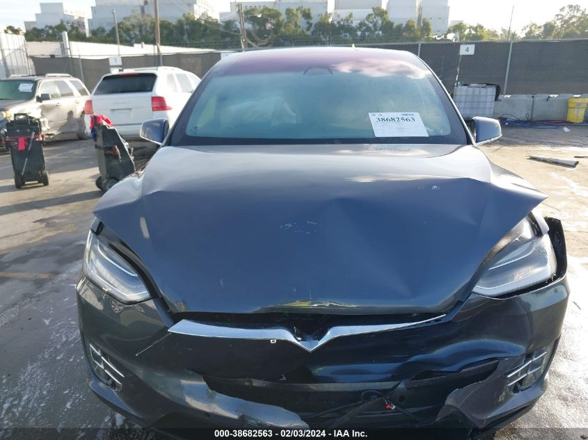 2020 Tesla Model X Long Range Dual Motor All-Wheel Drive/Long Range Plus Dual Motor All-Wheel Drive VIN: 5YJXCAE24LF236081 Lot: 38682563