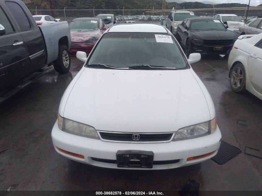 1996 Honda Accord Lx VIN: 1HGCE1826TA006072 Lot: 38682578