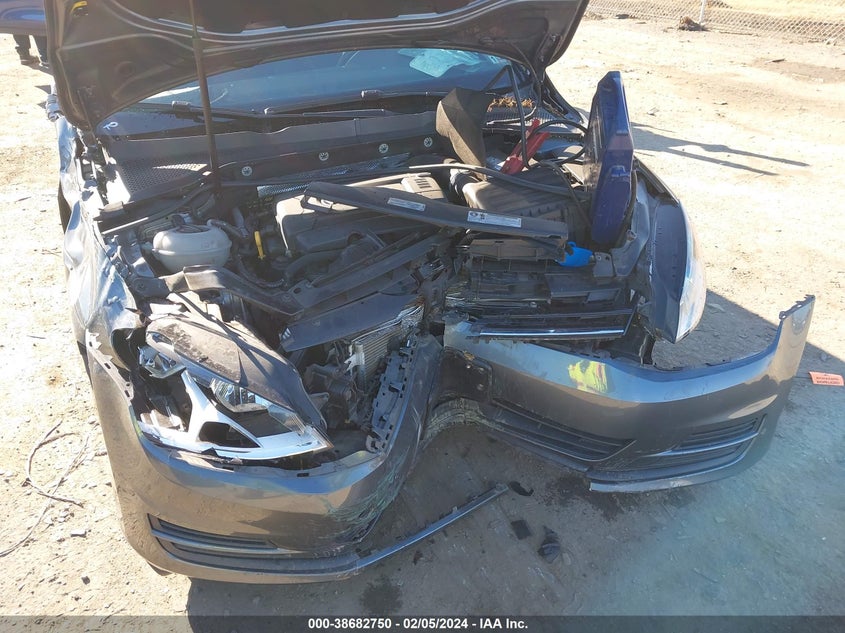 2016 VOLKSWAGEN GOLF SPORTWAGEN TSI S 4-DOOR - 3VWC17AU0GM516920