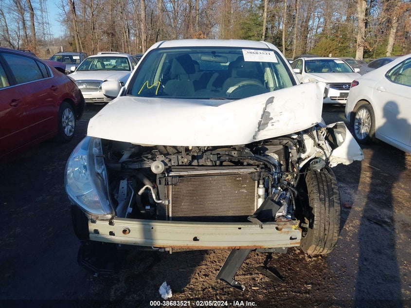 2016 NISSAN VERSA 1.6 SV - 3N1CN7AP3GL861157