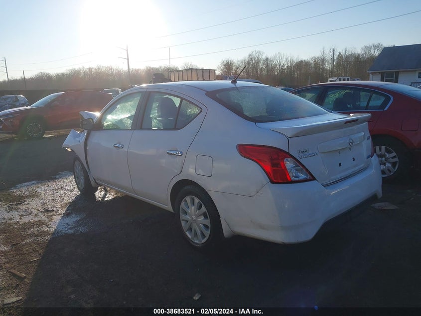 2016 NISSAN VERSA 1.6 SV - 3N1CN7AP3GL861157