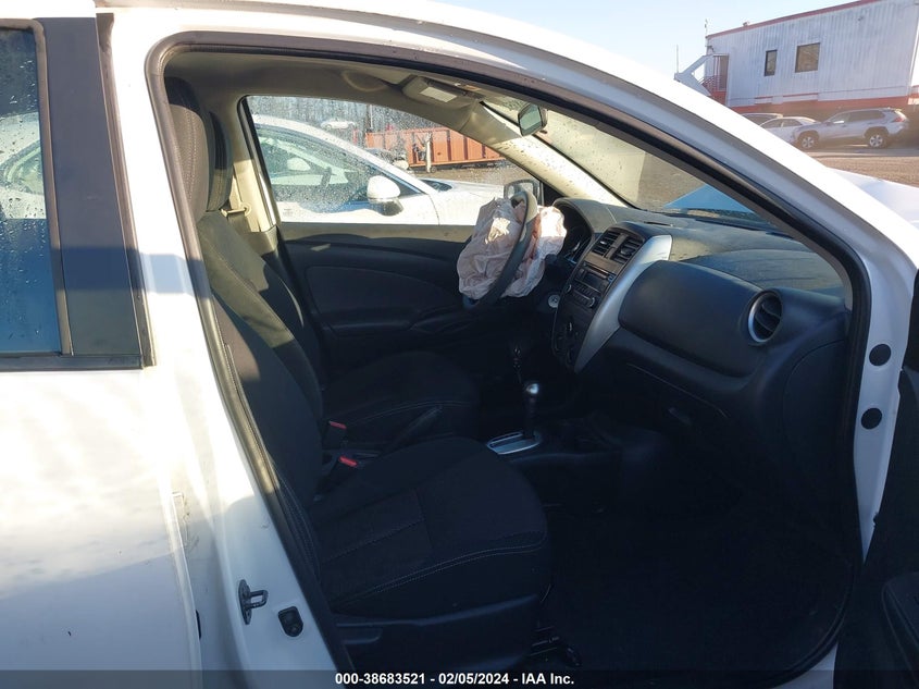 2016 NISSAN VERSA 1.6 SV - 3N1CN7AP3GL861157