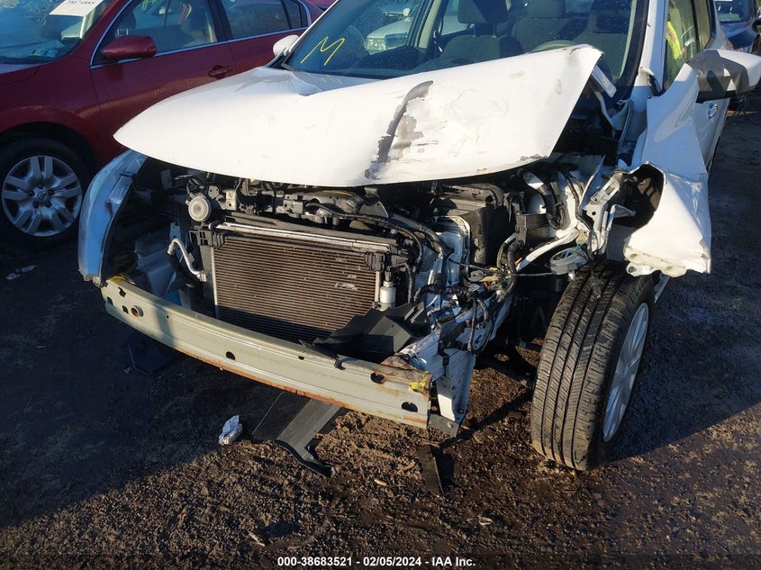 2016 NISSAN VERSA 1.6 SV - 3N1CN7AP3GL861157