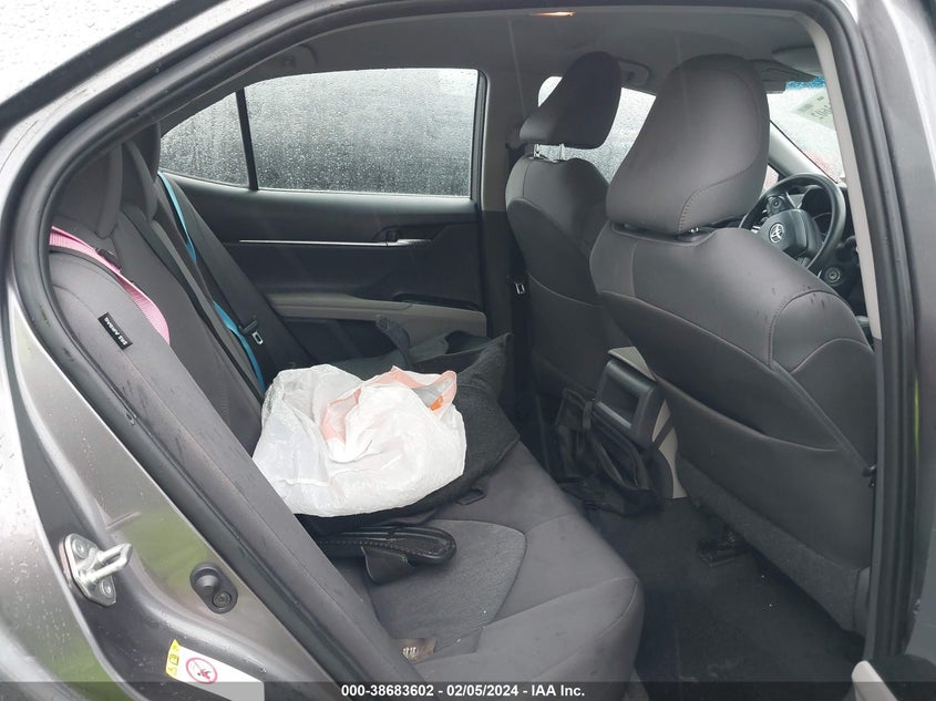 2018 TOYOTA CAMRY LE - 4T1B11HK4JU657892