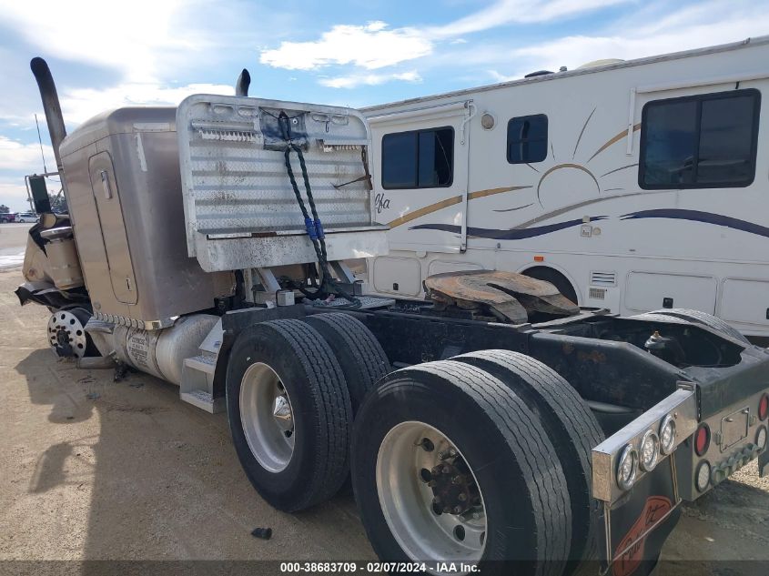 2001 Peterbilt 379 VIN: 1XP5DU9X61D566416 Lot: 38683709