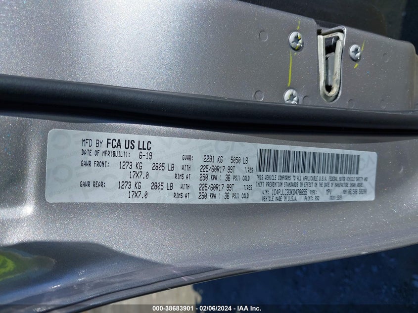 VIN 1C4PJLCB3KD478855 2019 JEEP CHEROKEE LATITUDE