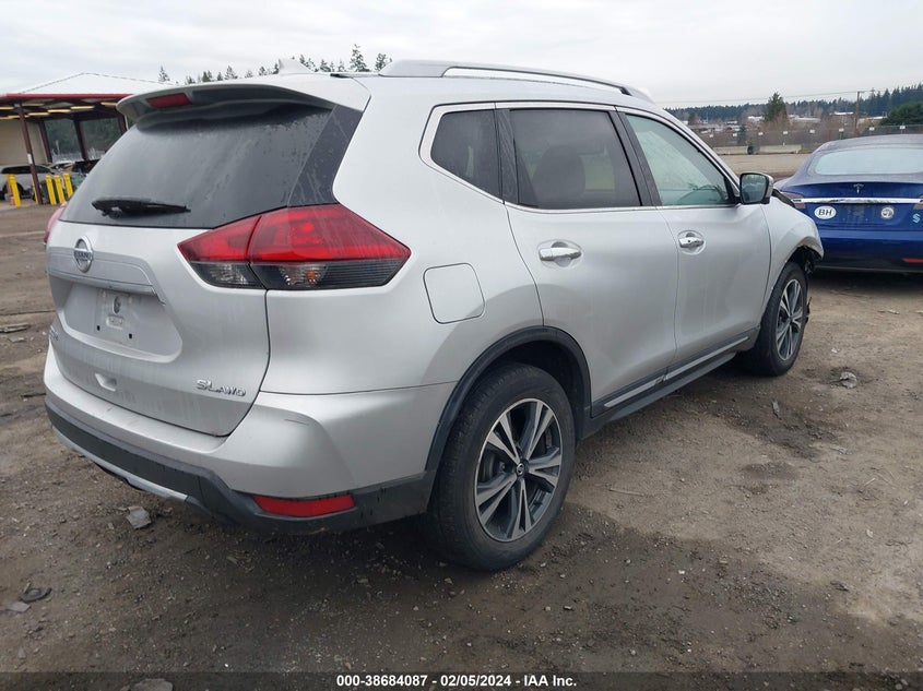 VIN 5N1AT2MV4JC799080 2018 NISSAN ROGUE SV/SL