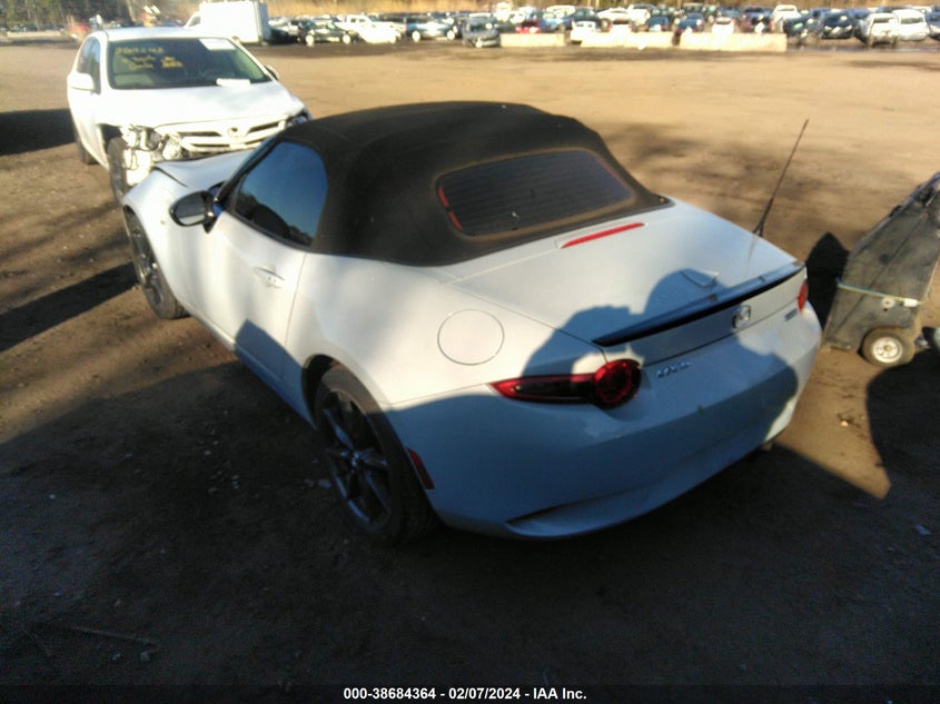 2016 Mazda Mx-5 Miata Club VIN: JM1NDAC74G0102758 Lot: 38684364