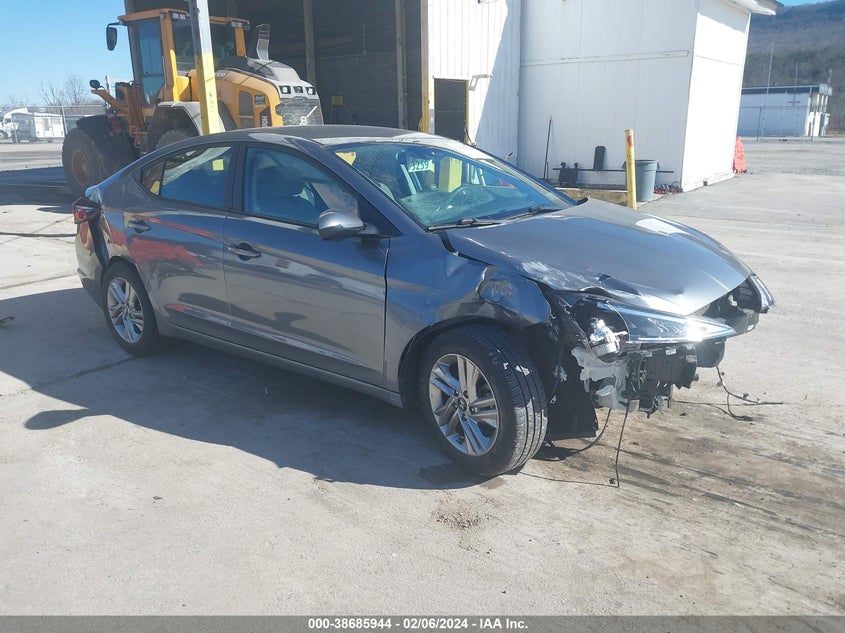 KMHD84LF2KU825904 HYUNDAI ELANTRA SEL 2019