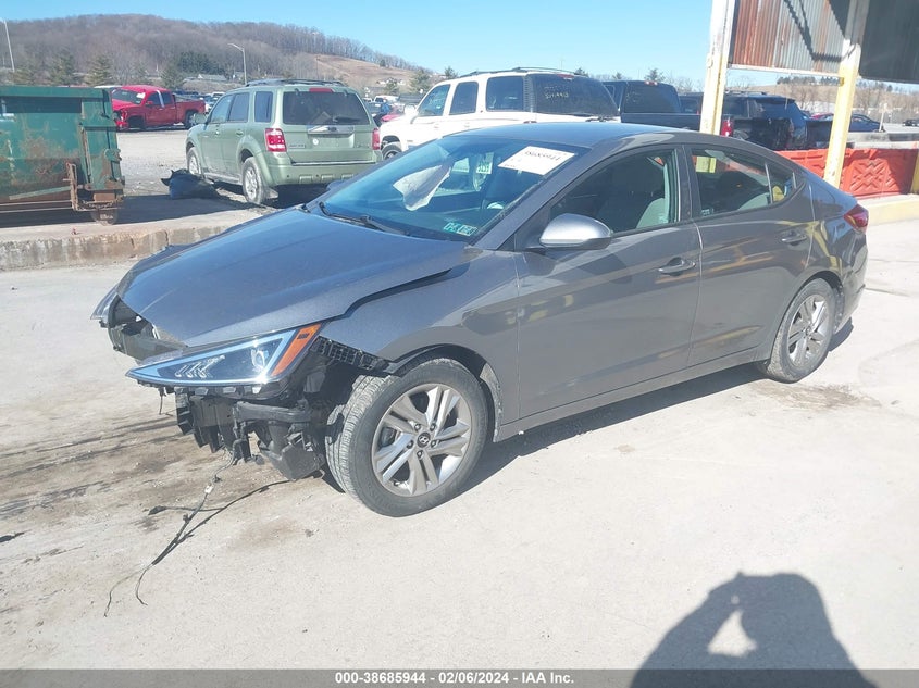 VIN KMHD84LF2KU825904 2019 HYUNDAI ELANTRA SEL
