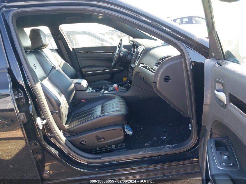 VIN 2C3CCABG1MH520184 2021 CHRYSLER 300 S