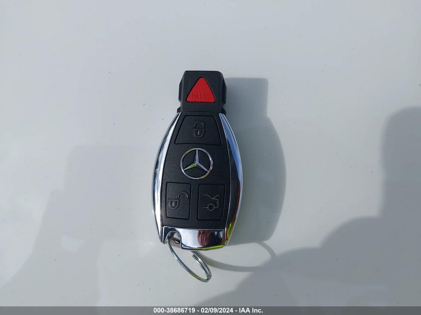 VIN WDC0G4KB5JV056855 2018 MERCEDES-BENZ GLC 300 4MATIC