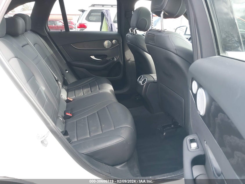 VIN WDC0G4KB5JV056855 2018 MERCEDES-BENZ GLC 300 4MATIC