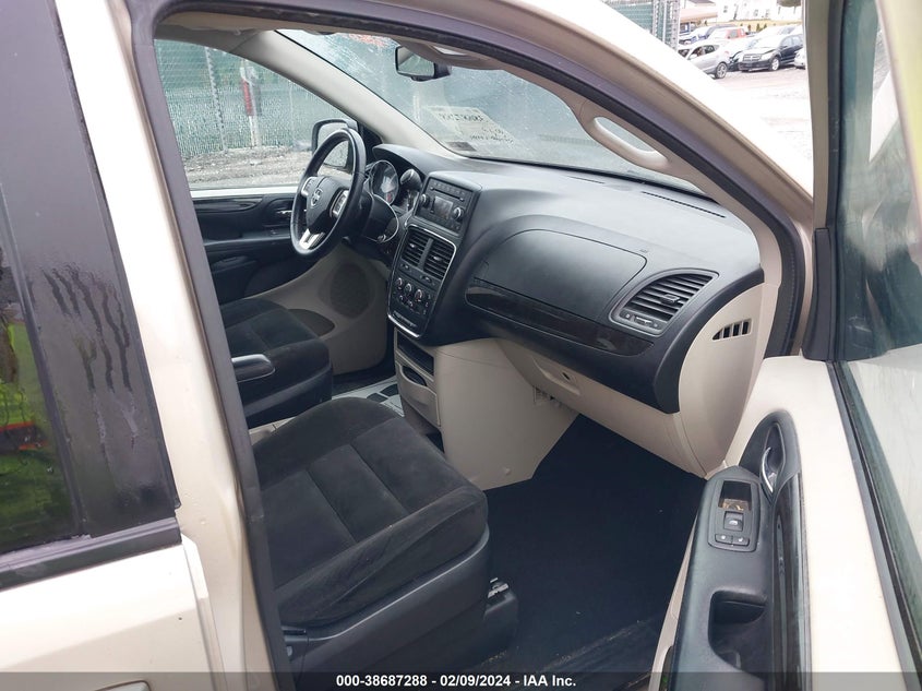 2015 DODGE GRAND CARAVAN AVP/SE - 2C4RDGBG8FR641989