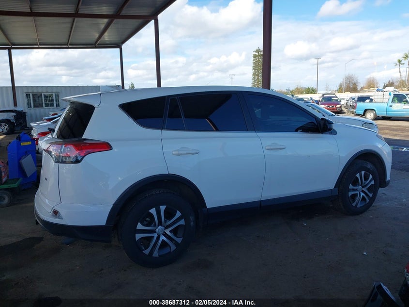 2018 TOYOTA RAV4 LE - JTMZFREV5JJ174480