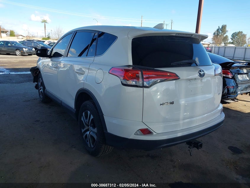 2018 TOYOTA RAV4 LE - JTMZFREV5JJ174480