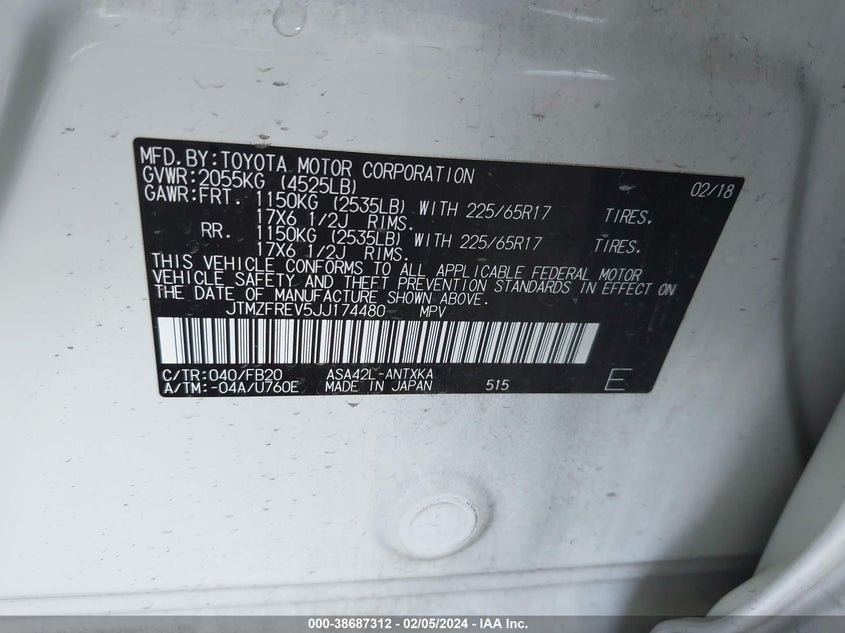 2018 TOYOTA RAV4 LE - JTMZFREV5JJ174480