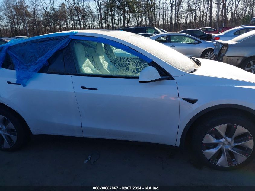 2023 Tesla Model Y Awd/Long Range Dual Motor All-Wheel Drive VIN: 7SAYGDEE2PF626383 Lot: 38687867