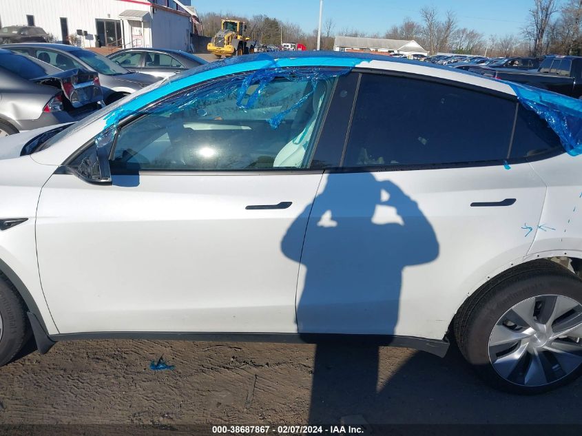 2023 Tesla Model Y Awd/Long Range Dual Motor All-Wheel Drive VIN: 7SAYGDEE2PF626383 Lot: 38687867