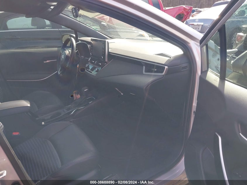 VIN 5YFT4MCE4NP109607 2022 TOYOTA COROLLA XSE
