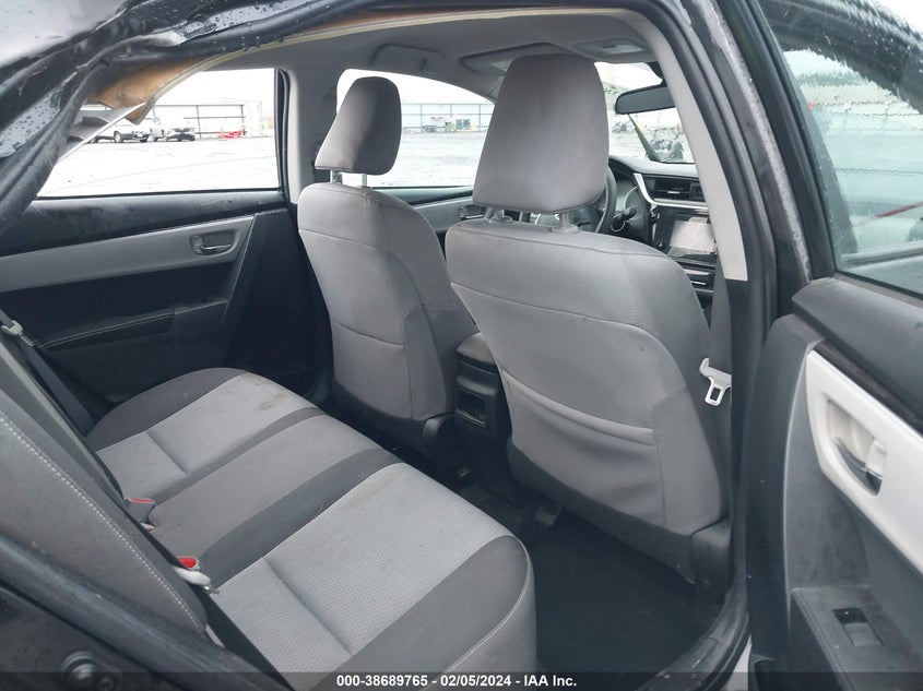 VIN 2T1BURHE7JC023557 2018 TOYOTA COROLLA LE