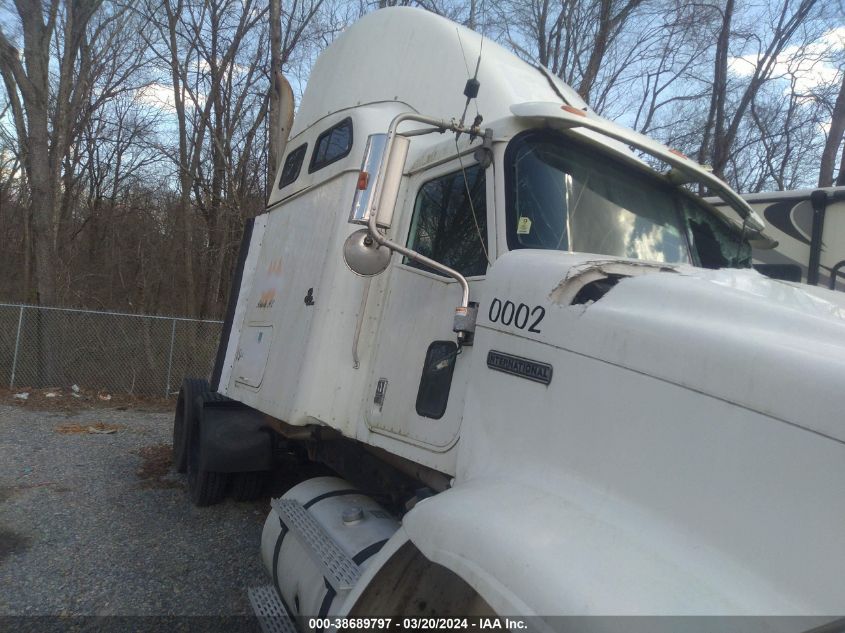 2001 International 9400 9400I white null diesel 2HSCNAMR91C002327 photo #1