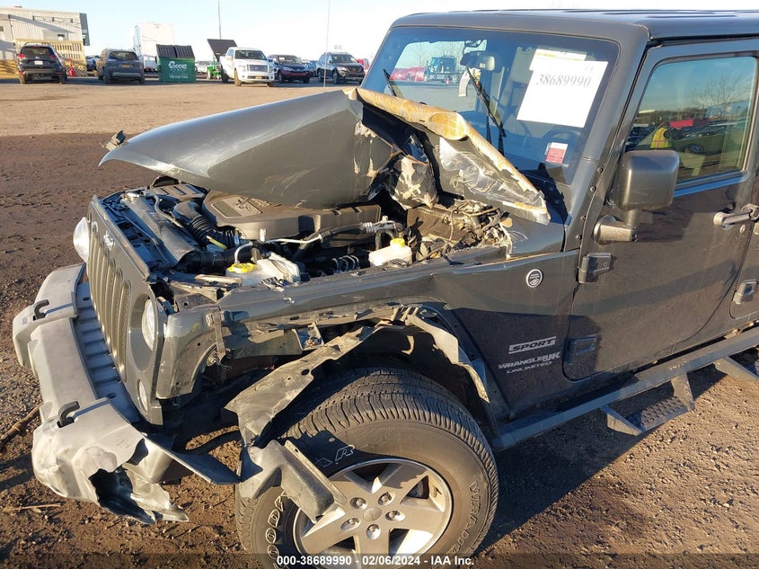 VIN 1C4BJWDGXJL854574 2018 JEEP WRANGLER JK UNLIMITED SPORT S 4X4