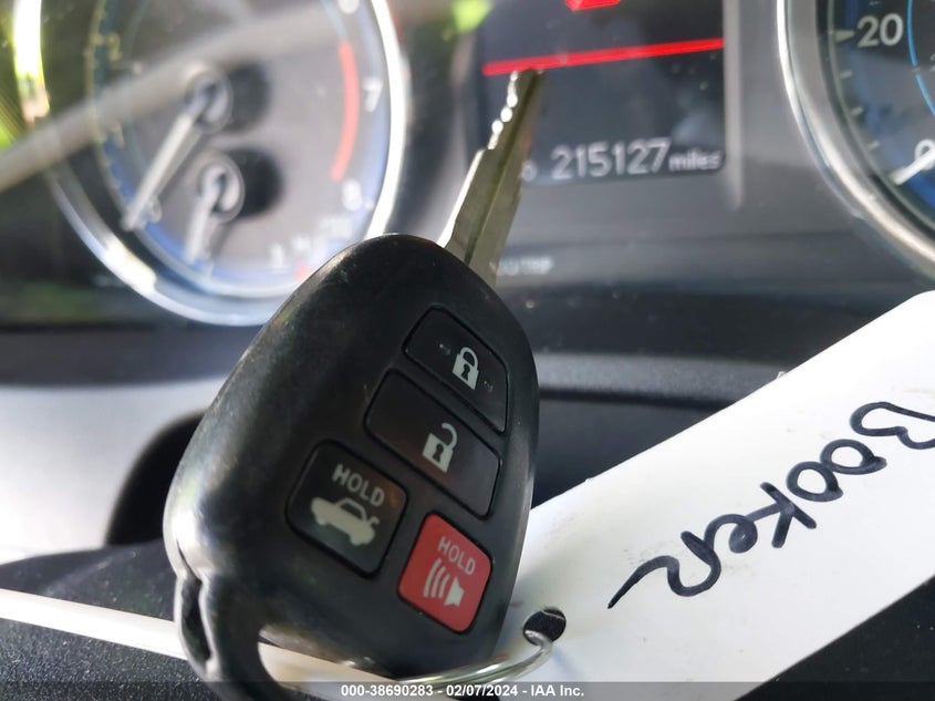 2017 TOYOTA COROLLA LE - 2T1BURHE1HC860928