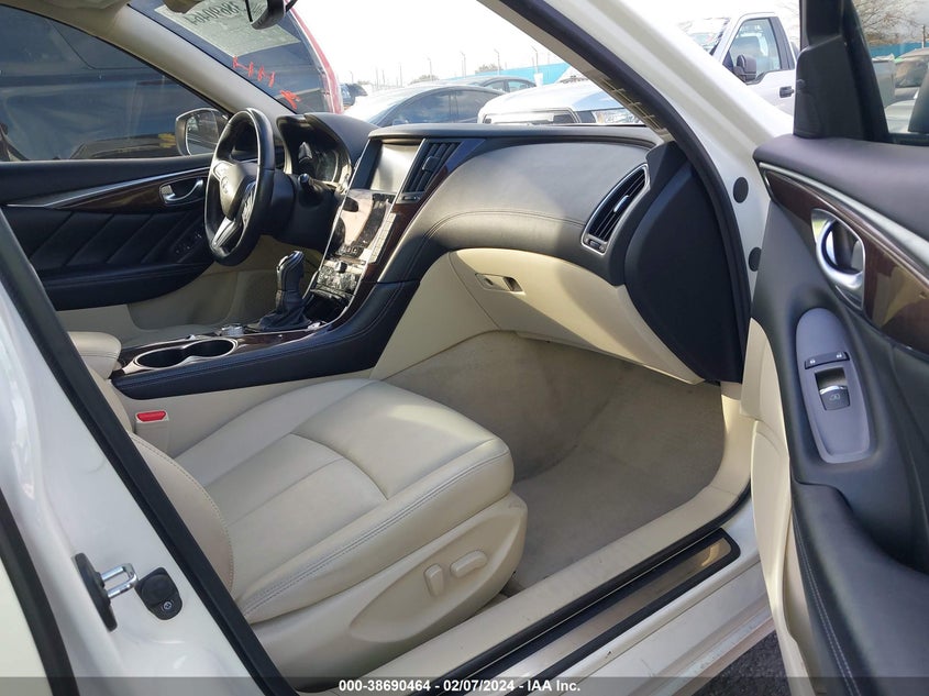 VIN JN1EV7AP3JM591983 2018 INFINITI Q50 3.0T LUXE