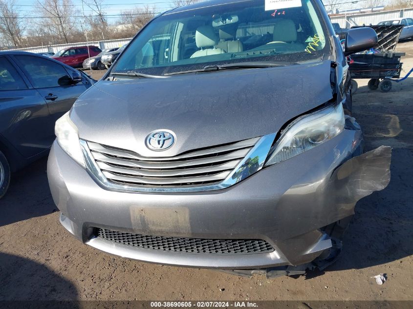 5TDYK3DC5CS189636 2012 TOYOTA SIENNA, photo no. 12