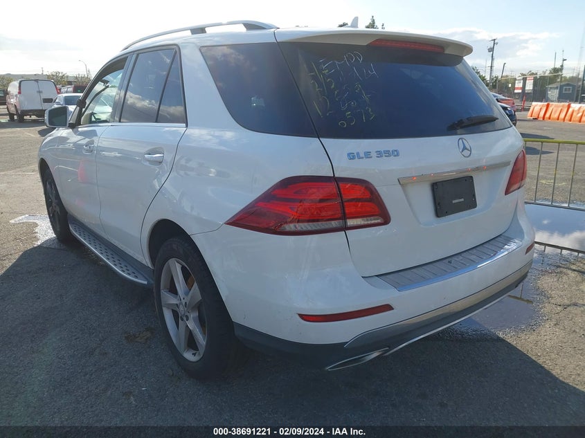 2016 MERCEDES-BENZ GLE 350 350 - 4JGDA5JB7GA776573