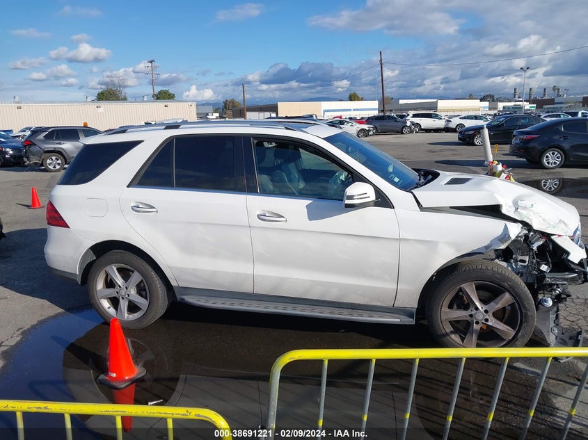 2016 MERCEDES-BENZ GLE 350 350 - 4JGDA5JB7GA776573